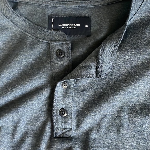 Lucky brand men’s Henley XL long sleeve NWOT - Picture 2 of 3
